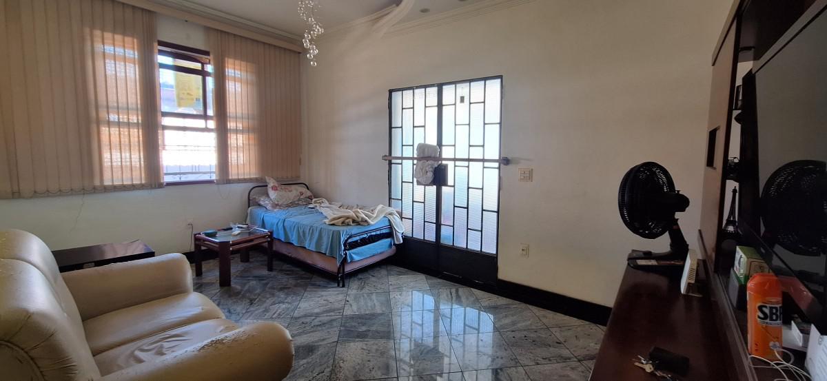 Casa, Sagrada Família, 3 Quartos, 2 Vagas