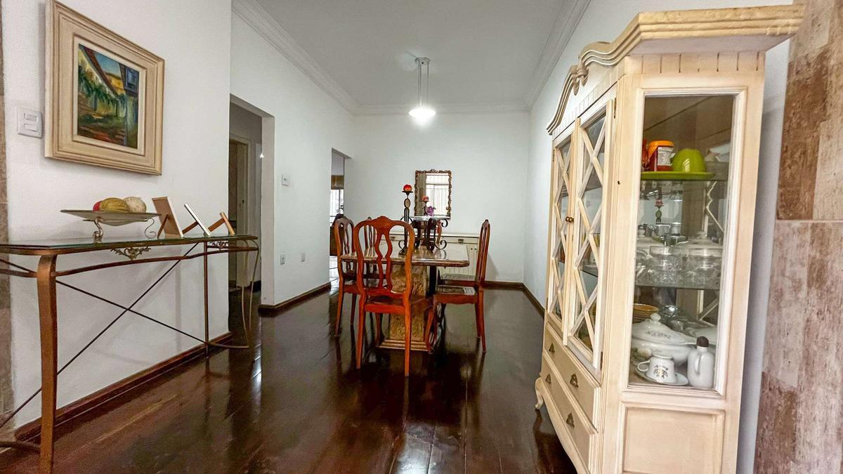 Casa, Serra, 4 Quartos, 2 Vagas, 2 Suítes