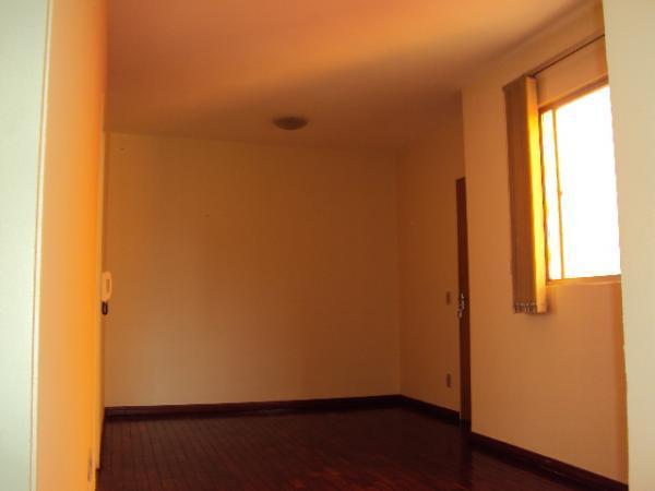 Apartamento, Estoril, 3 Quartos, 1 Vaga, 0 Suíte