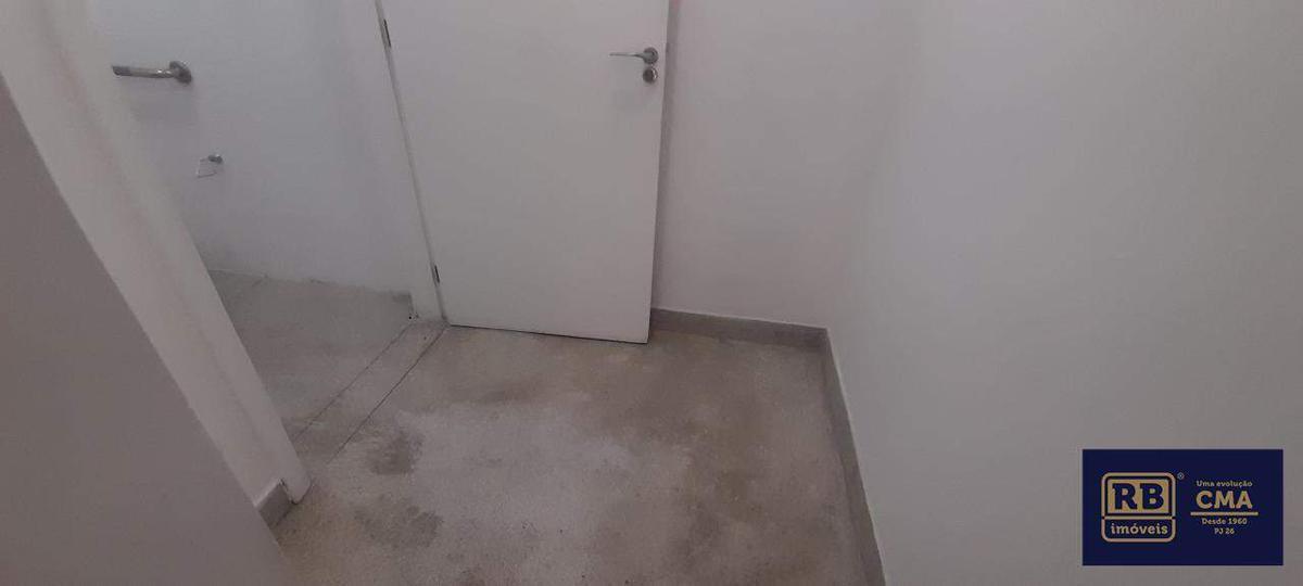 Andar, Savassi, 0 Quarto, 0 Vaga