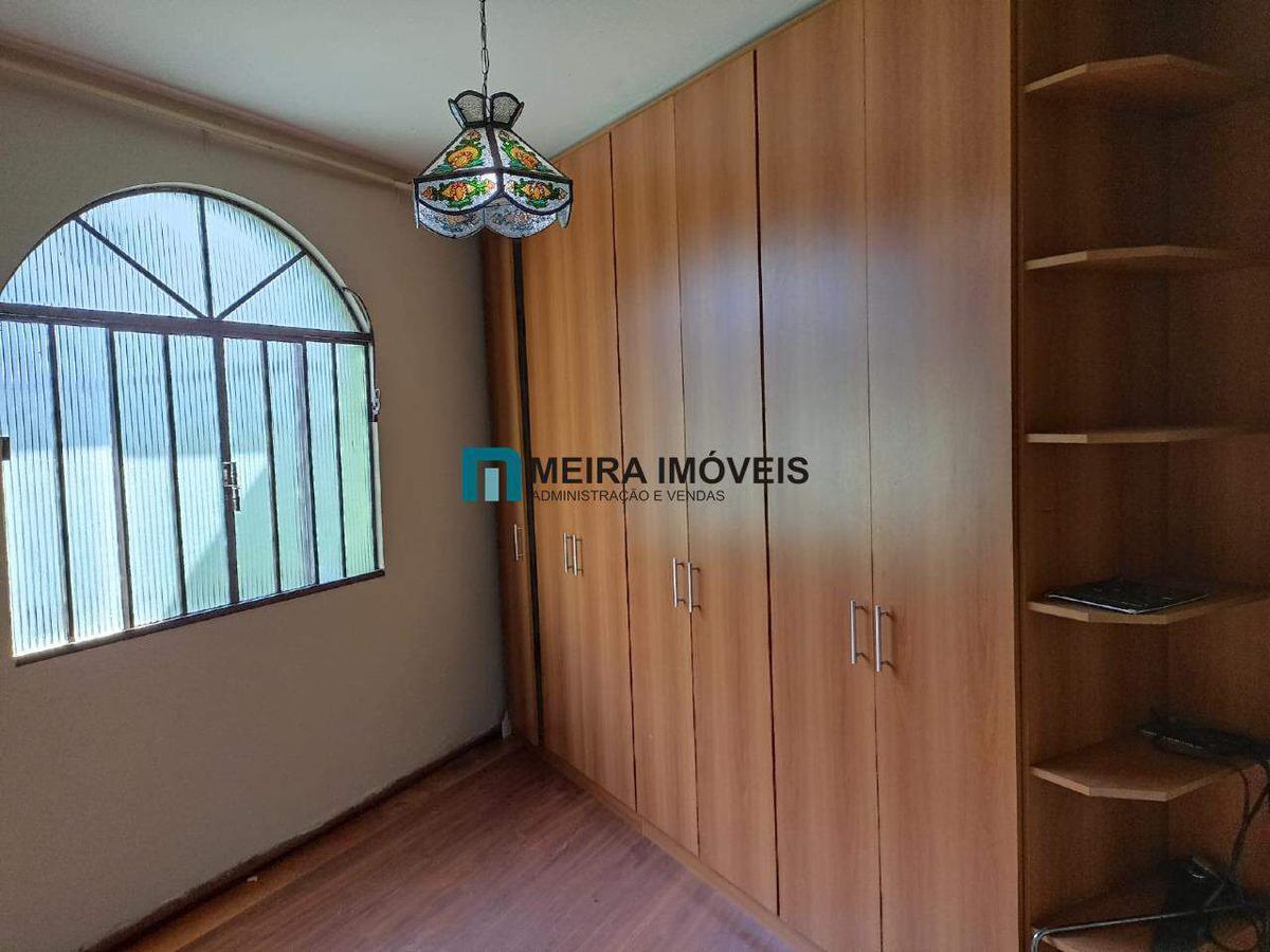 Casa, Nova Suíssa, 8 Quartos, 3 Vagas, 2 Suítes