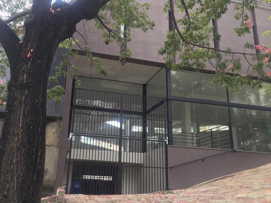 Prédio, Floresta, 0 Quarto, 25 Vagas