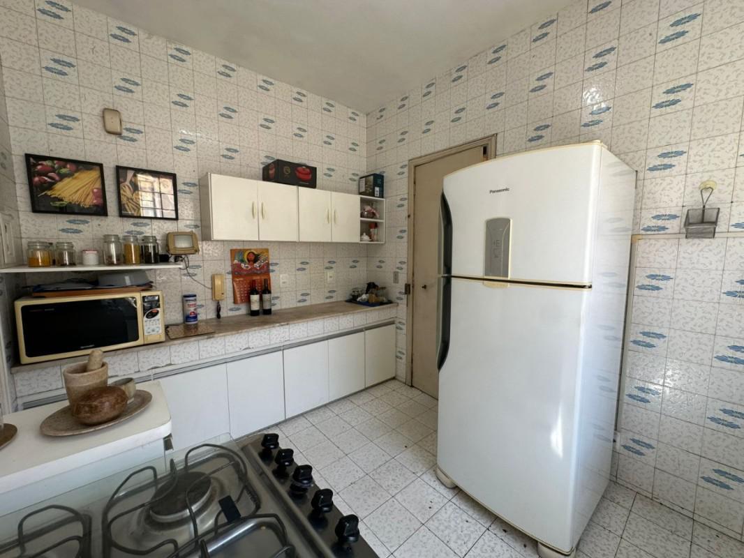 Cobertura, Luxemburgo, 4 Quartos, 2 Vagas, 1 Suíte