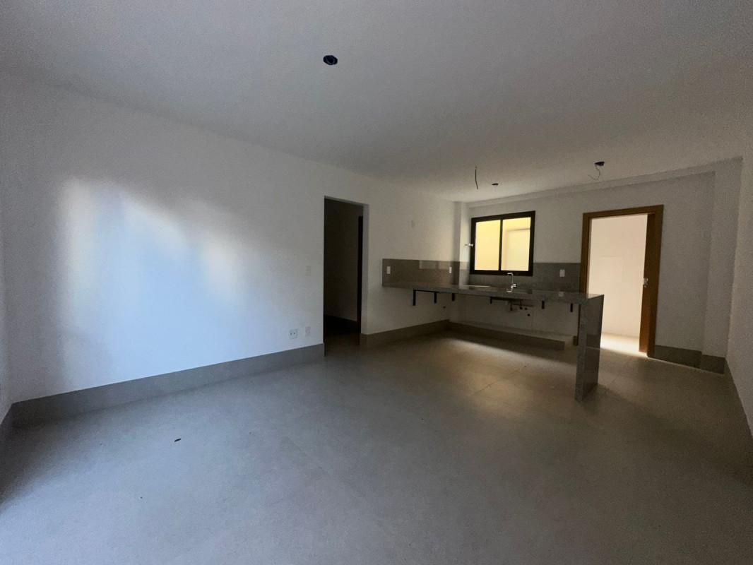 Apartamento, Esplanada, 4 Quartos, 2 Vagas, 1 Suíte