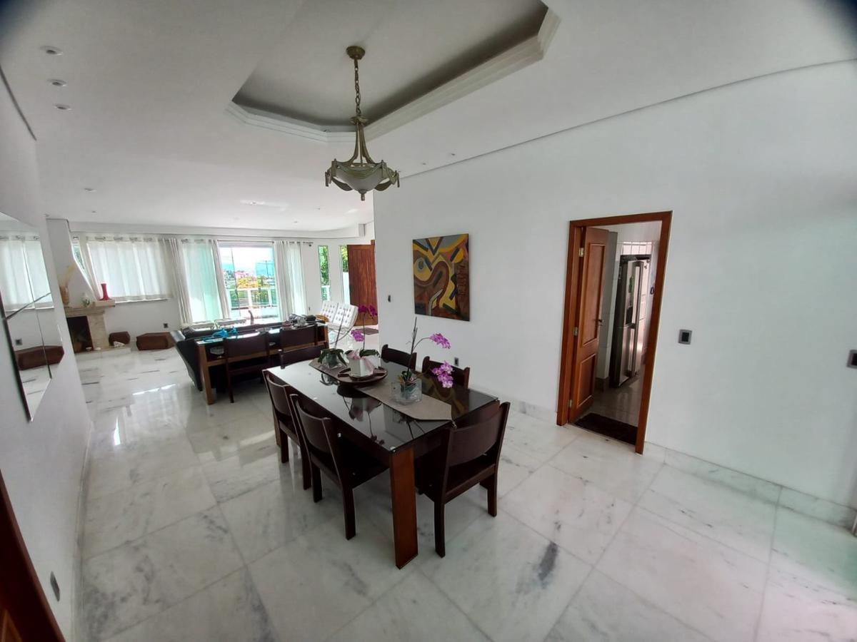 Casa, Mangabeiras, 4 Quartos, 12 Vagas, 2 Suítes