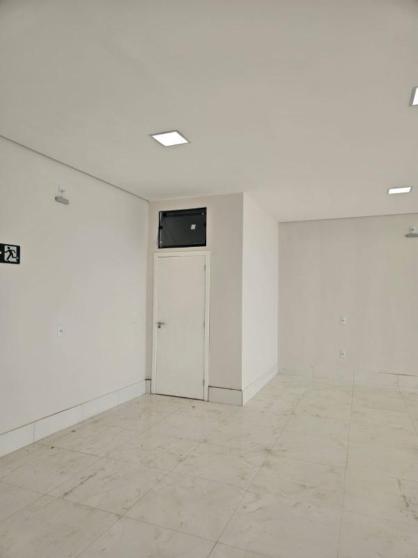 Andar, Centro, 0 Quarto, 0 Vaga