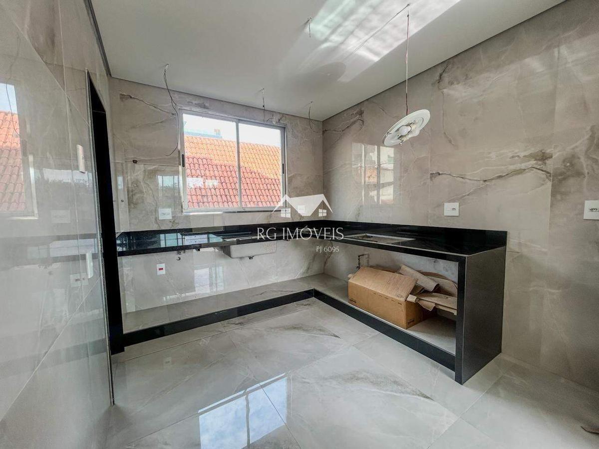 Apartamento, Barreiro, 3 Quartos, 1 Vaga, 1 Suíte