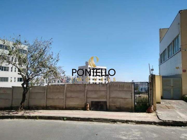 Lote, Estoril, 0 Quarto, 0 Vaga