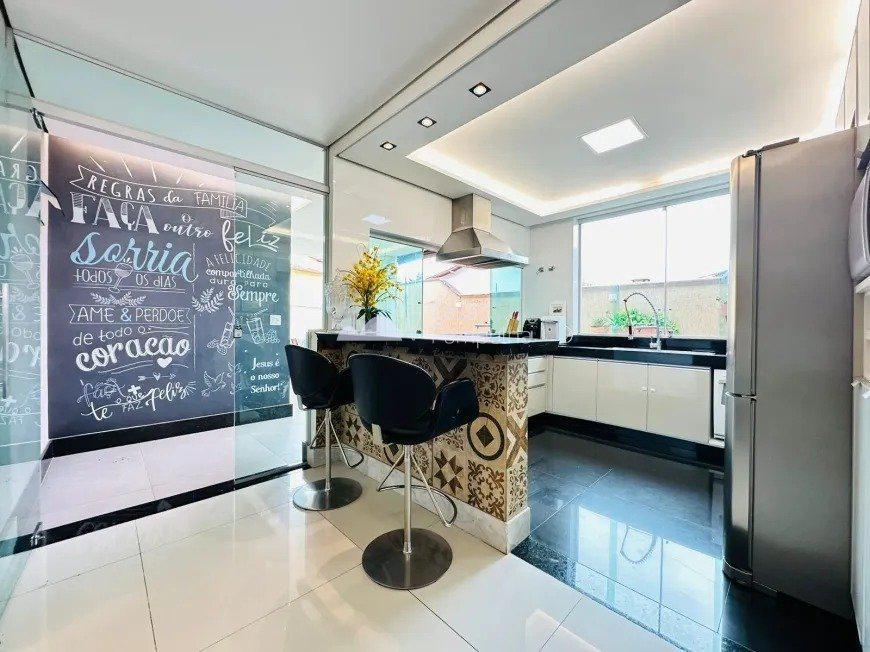 Casa, Santa Amélia, 3 Quartos, 3 Vagas, 1 Suíte