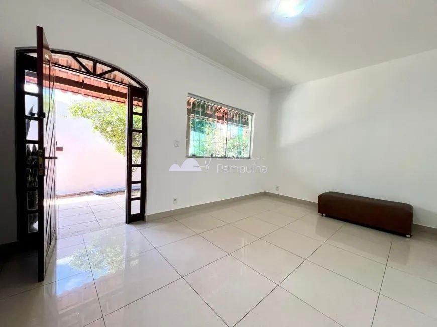 Casa, Santa Amélia, 3 Quartos, 8 Vagas, 1 Suíte
