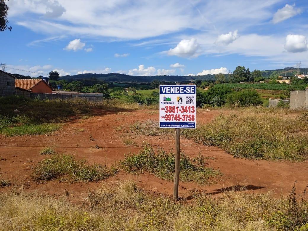 Lote, Centro, 0 Quarto, 0 Vaga