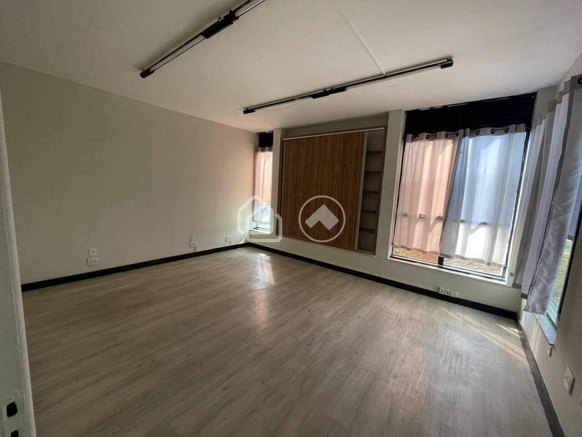 Sala, Estoril, 2 Vagas