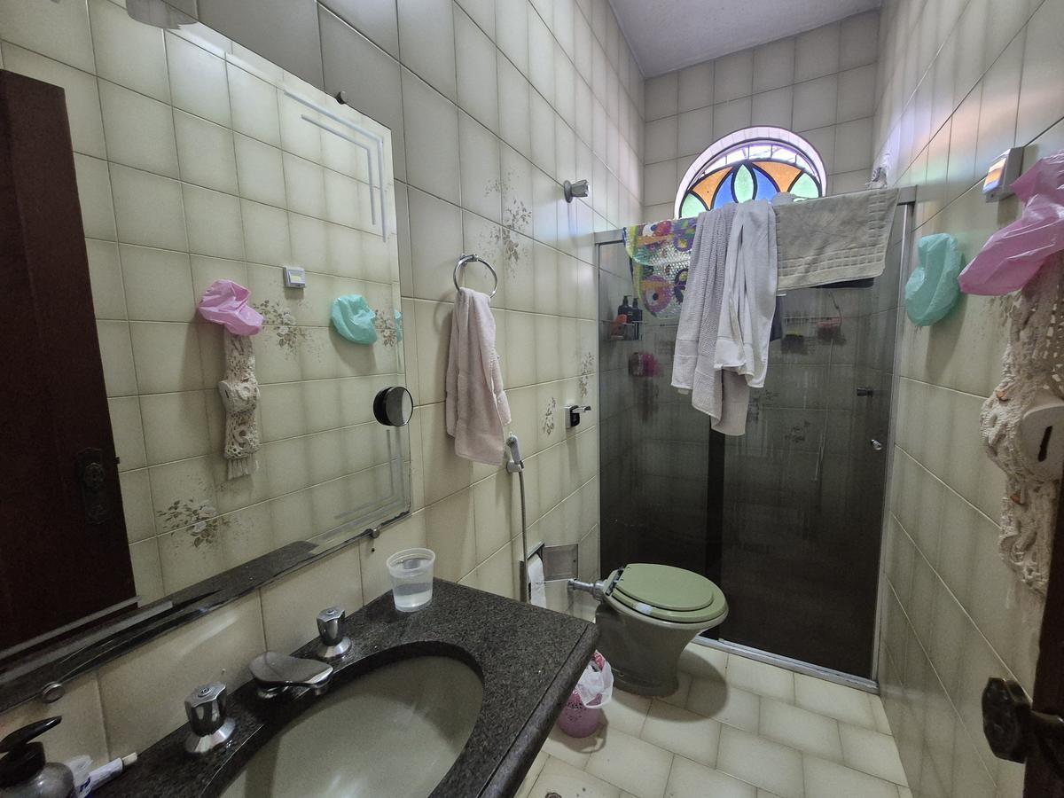 Casa, Jardim América, 5 Quartos, 3 Vagas, 1 Suíte
