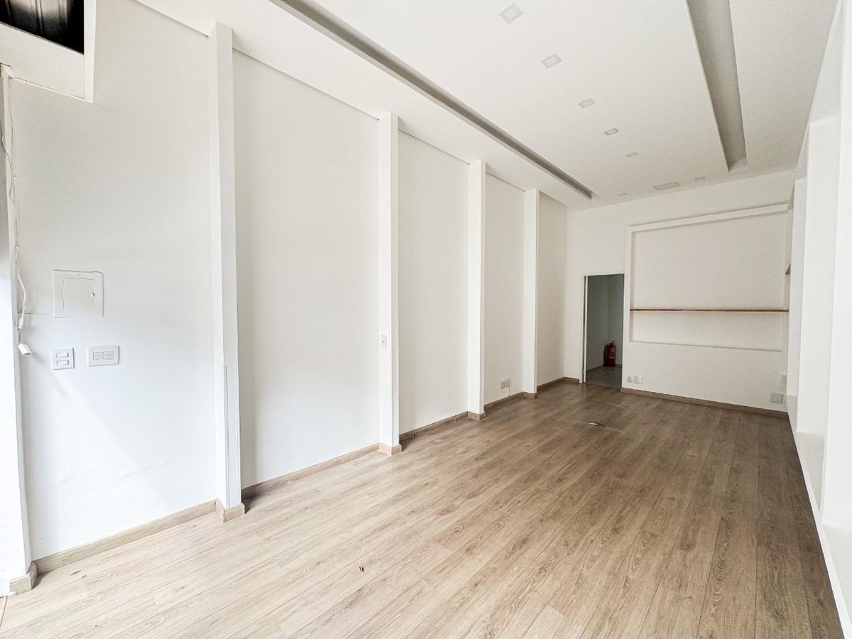 Andar, Castelo, 0 Quarto, 0 Vaga