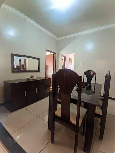 Casa, Surinan, 5 Quartos, 2 Vagas