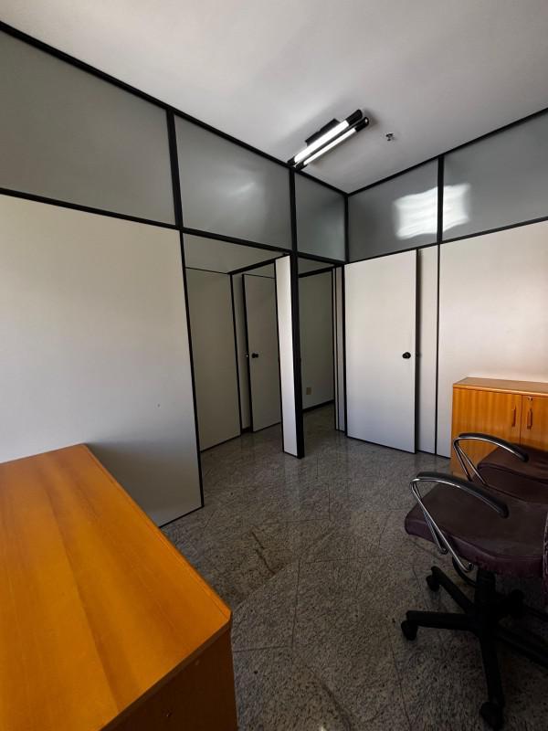 Sala, Funcionários, 0 Quarto, 1 Vaga