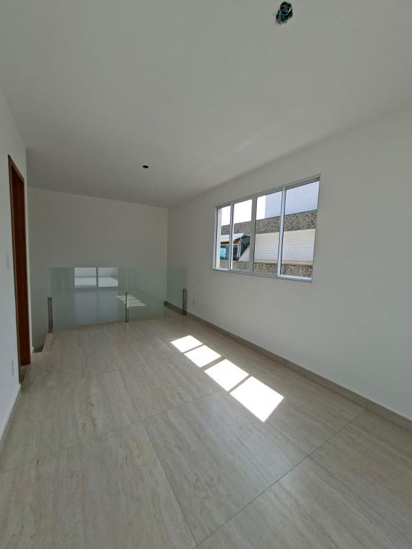 Cobertura, Santa Cruz (barreiro), 3 Quartos, 2 Vagas, 1 Suíte