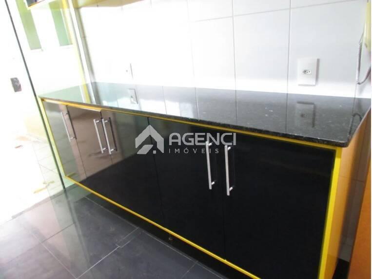 Apartamento, Cabral, 3 Quartos, 0 Vaga, 1 Suíte