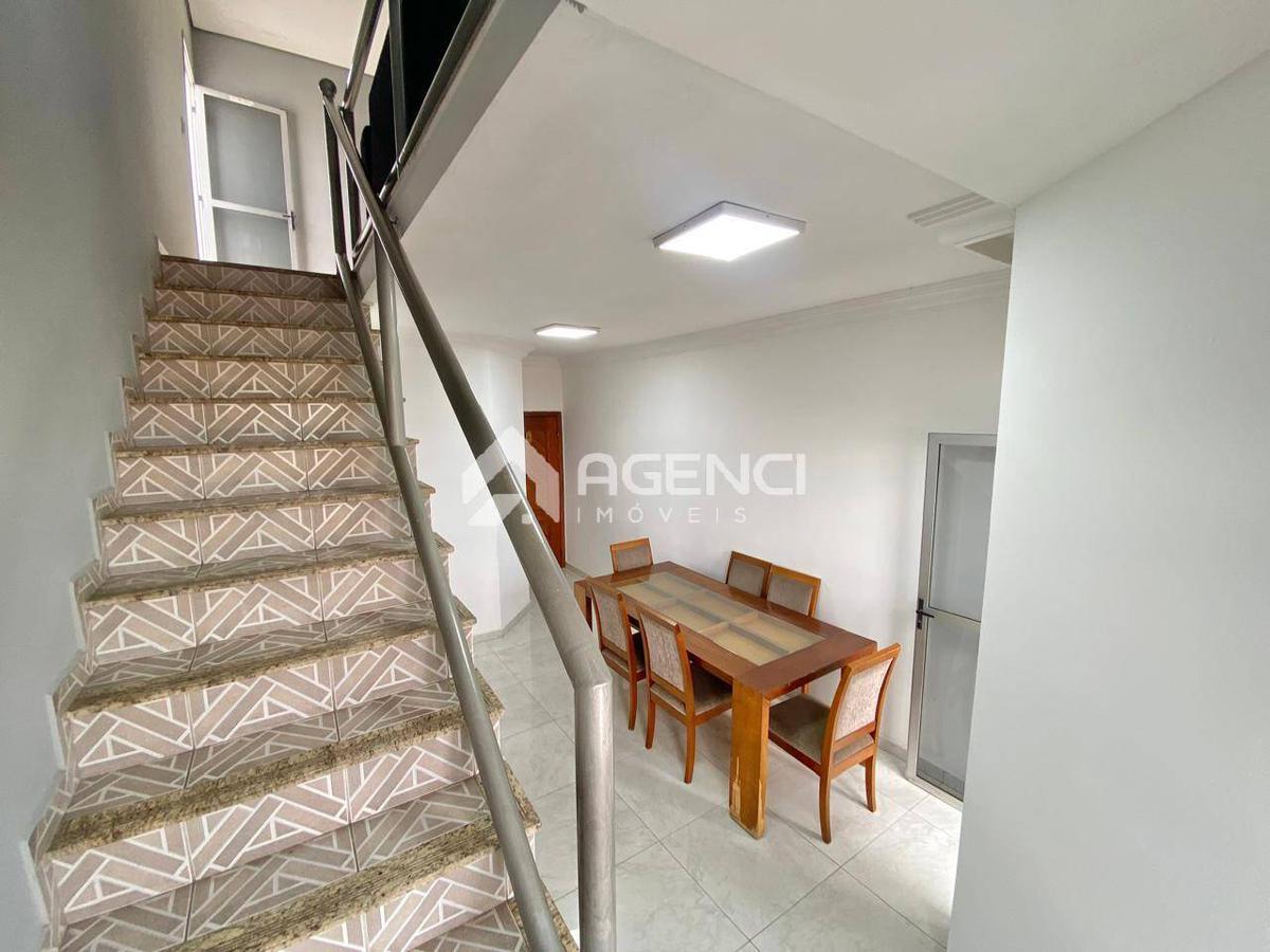 Apartamento, Santa Cruz Industrial, 3 Quartos, 0 Vaga, 1 Suíte