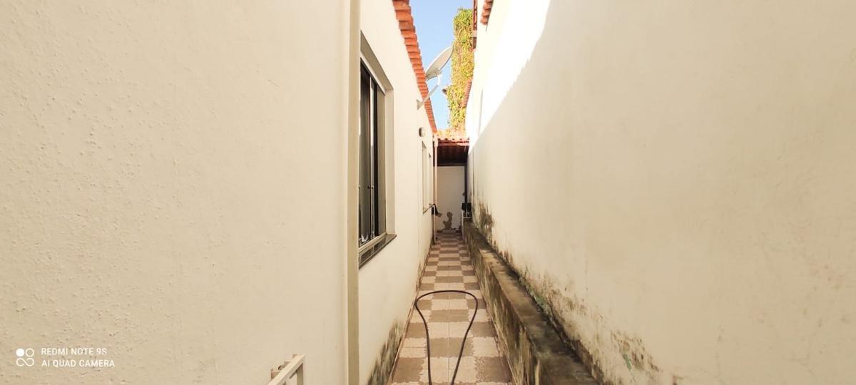 Casa, Jardim Vitória, 3 Quartos, 3 Vagas, 1 Suíte