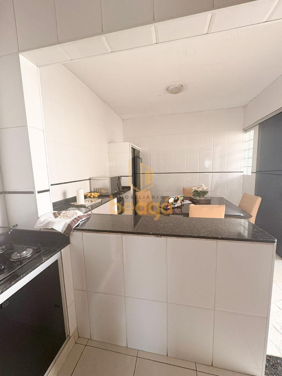 Casa, Camargos, 3 Quartos, 4 Vagas, 2 Suítes