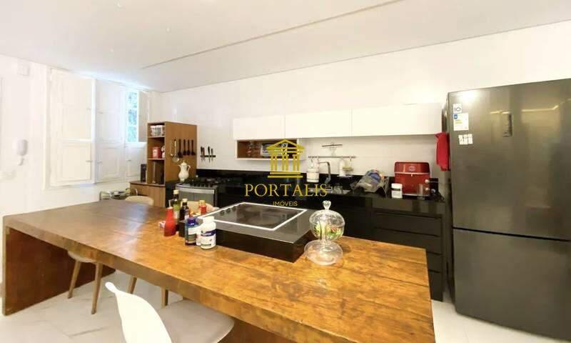 Casa, Lourdes, 3 Quartos, 0 Vaga, 1 Suíte
