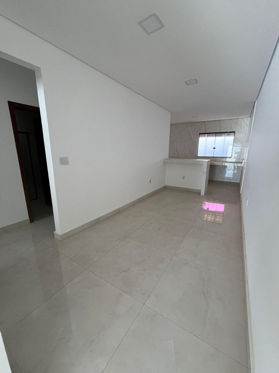Casa, Centro, 2 Quartos, 2 Vagas, 1 Suíte
