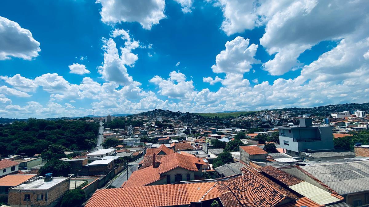 Apartamento, Coqueiros, 2 Quartos, 1 Vaga