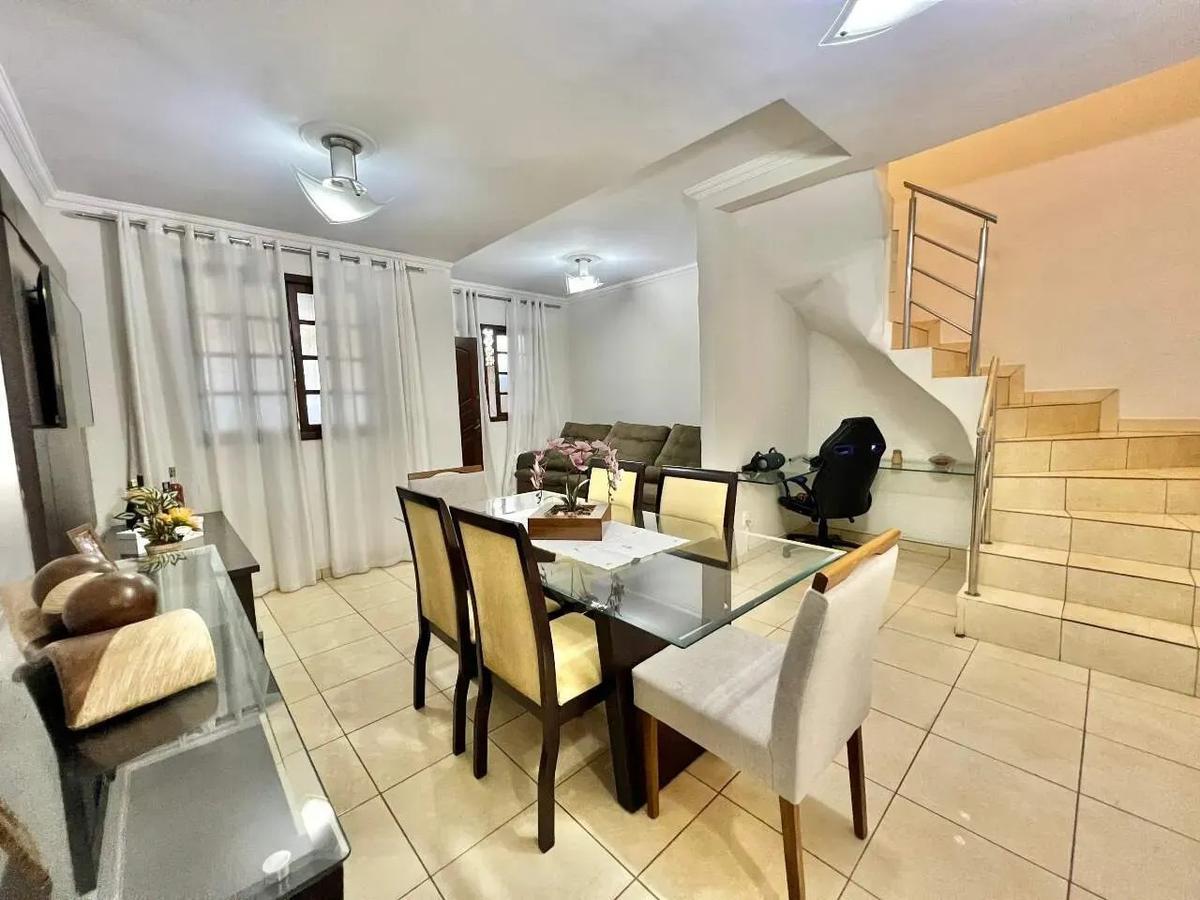 Casa, Santa Branca, 2 Quartos, 2 Vagas, 2 Suítes