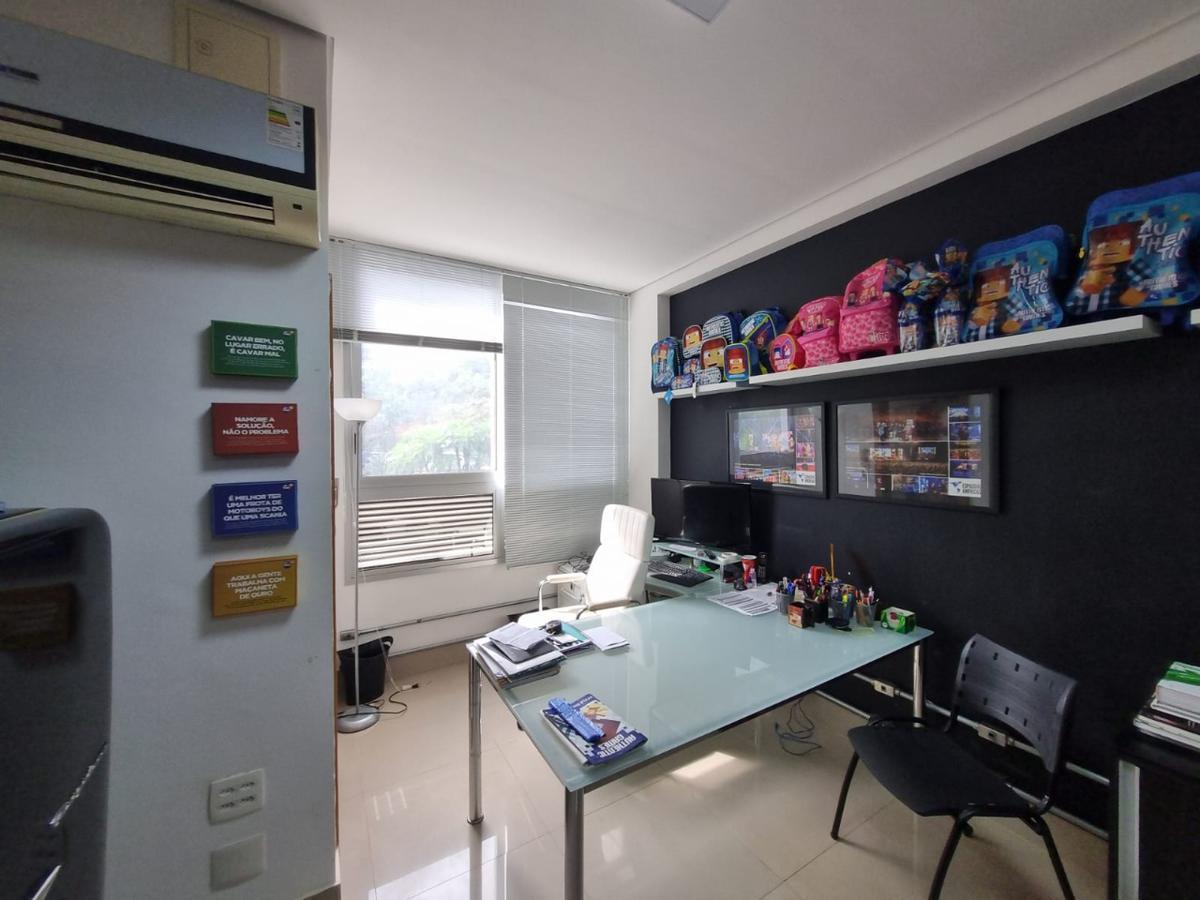 Sala, Estoril, 0 Quarto, 1 Vaga