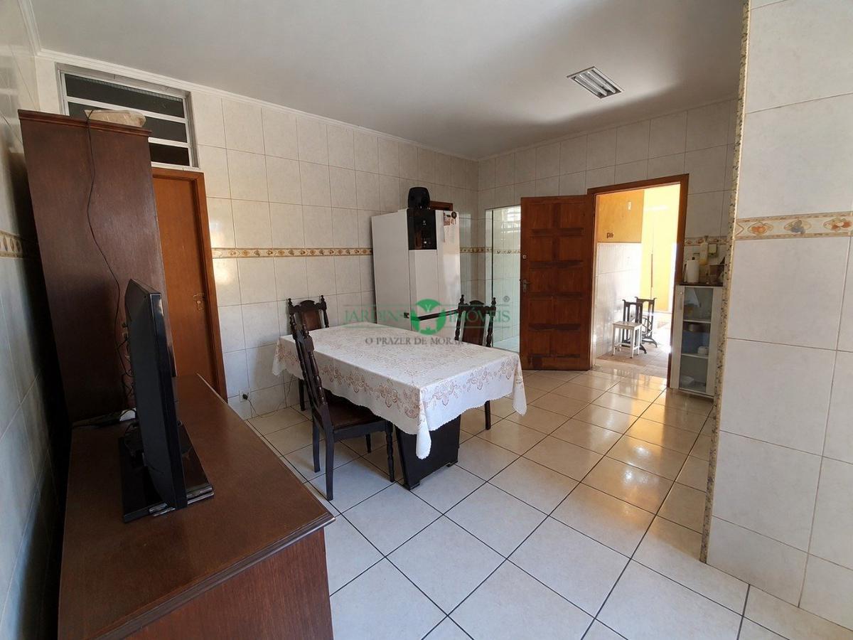 Casa, Cachoeirinha, 3 Quartos, 2 Vagas, 1 Suíte