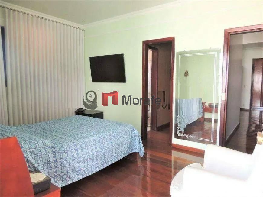 Casa, Fernão Dias, 4 Quartos, 5 Vagas, 2 Suítes
