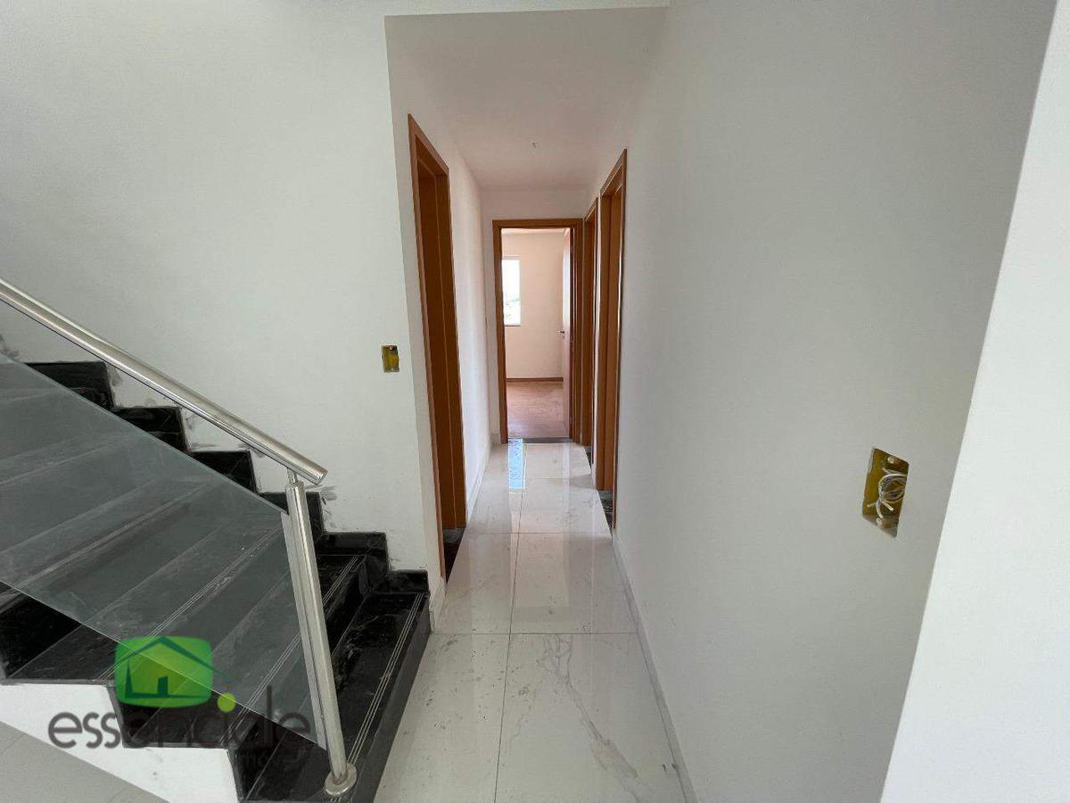 Cobertura, Santa Cruz Industrial, 3 Quartos, 2 Vagas, 1 Suíte