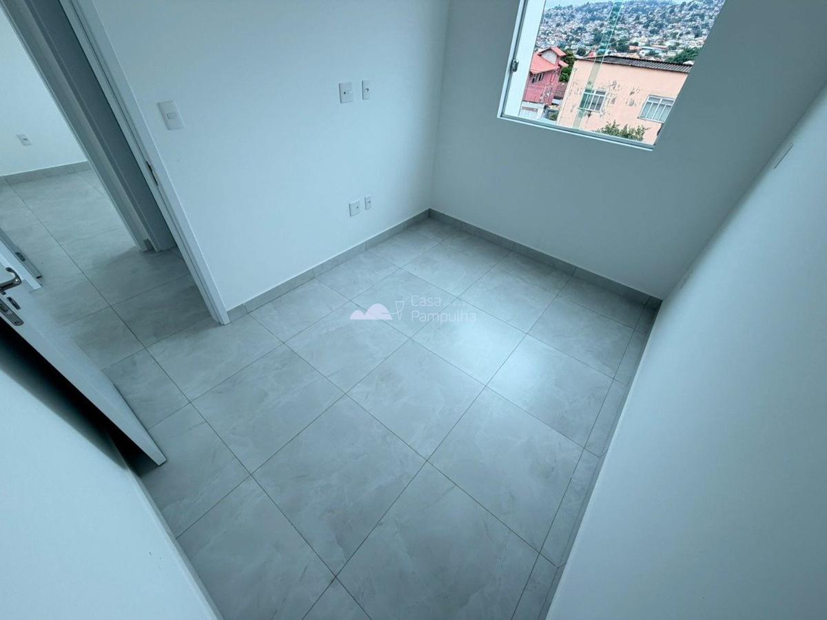 Apartamento, Candelária, 2 Quartos, 1 Vaga