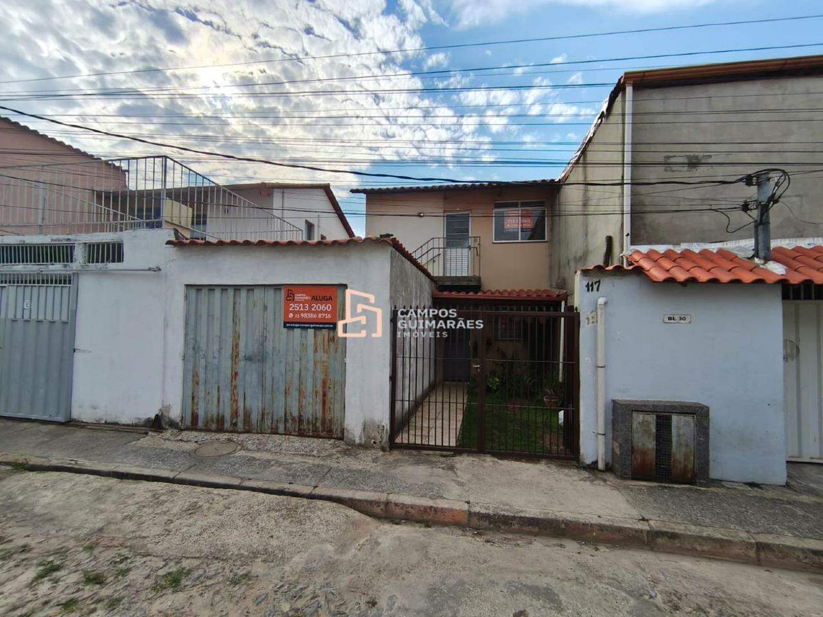Casa, Solar do Barreiro, 2 Quartos, 1 Vaga