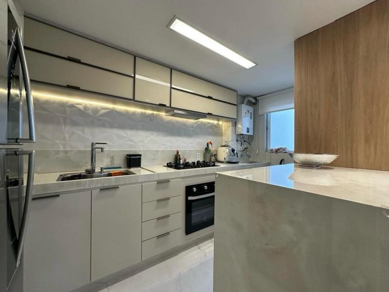 Apartamento, Castelo, 3 Quartos, 2 Vagas, 1 Suíte