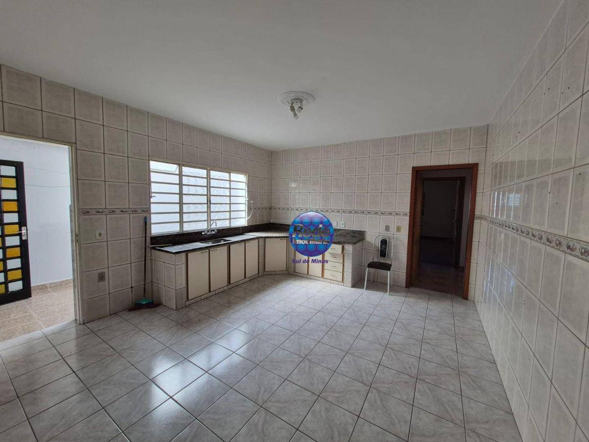 Casa, Jardim Cidade Nova, 3 Quartos, 2 Vagas, 1 Suíte