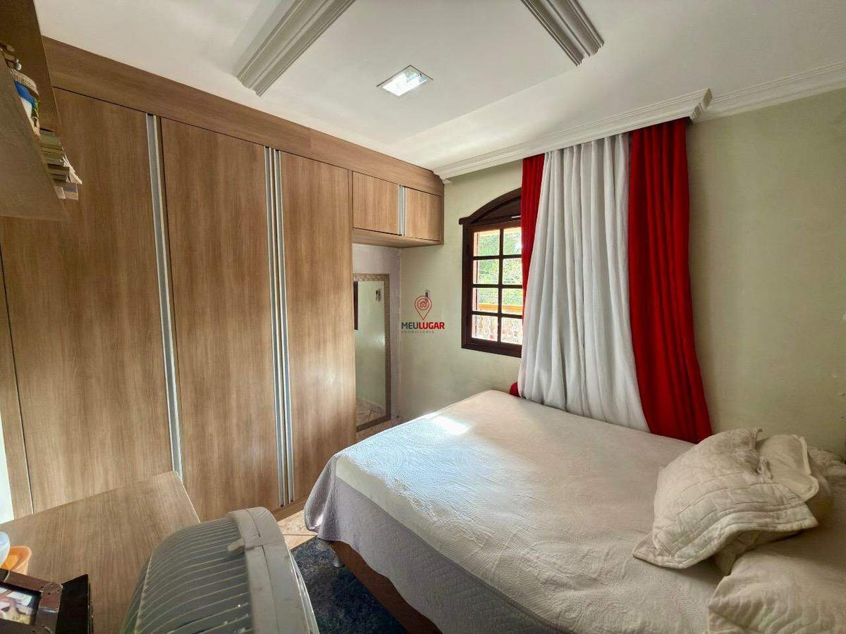 Casa, CDI Jatobá (barreiro), 3 Quartos, 4 Vagas, 1 Suíte