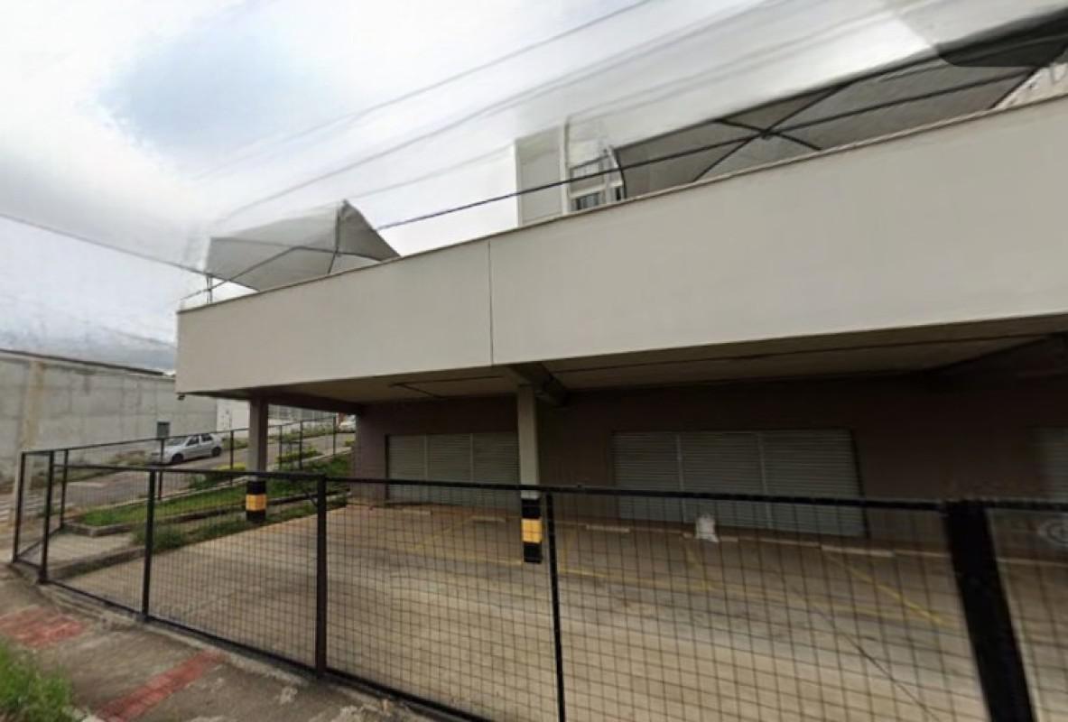 Andar, Santa Helena (barreiro), 0 Quarto, 10 Vagas
