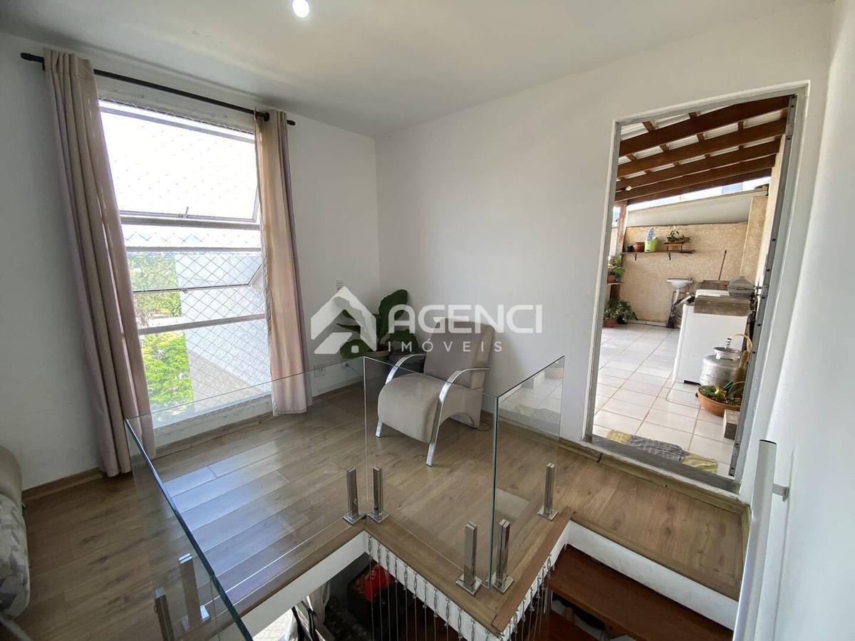 Cobertura, Camargos, 2 Quartos, 0 Vaga, 0 Suíte