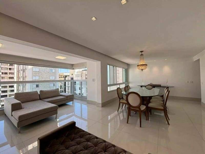 Apartamento, Funcionários, 4 Quartos, 4 Vagas, 2 Suítes