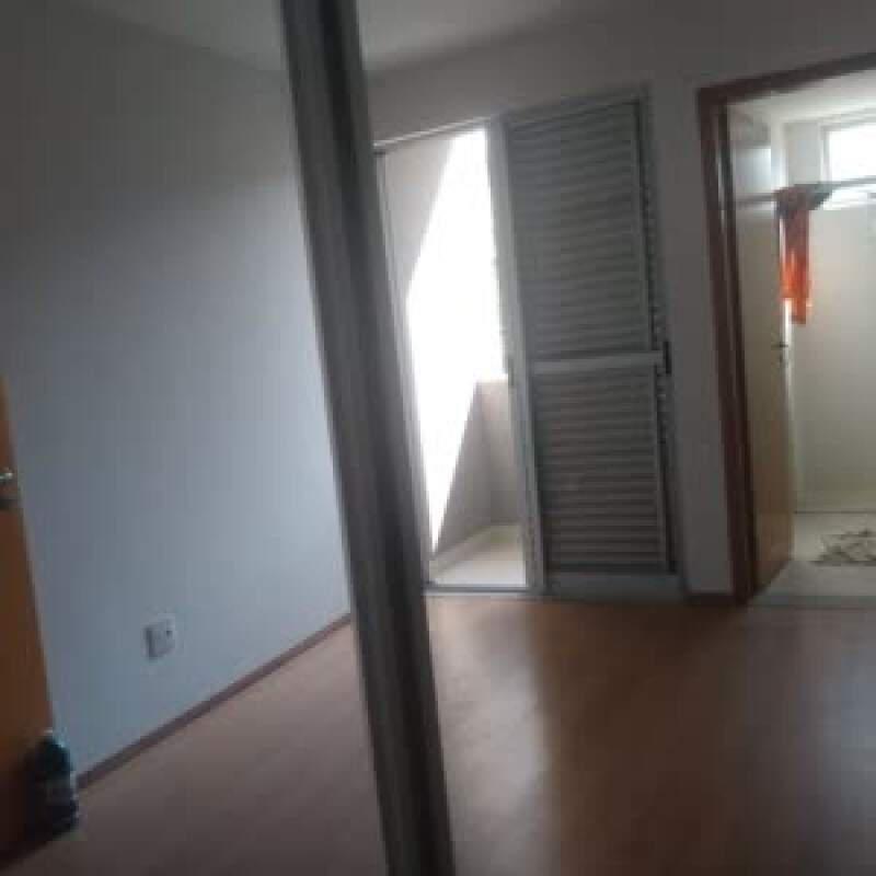 Apartamento, Floresta, 3 Quartos, 2 Vagas, 1 Suíte