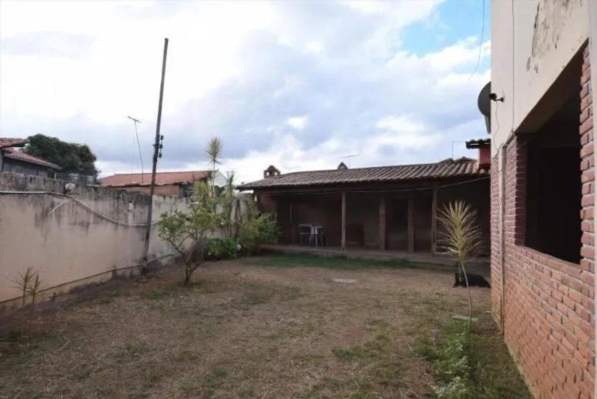 Casa, Camargos, 4 Quartos, 10 Vagas