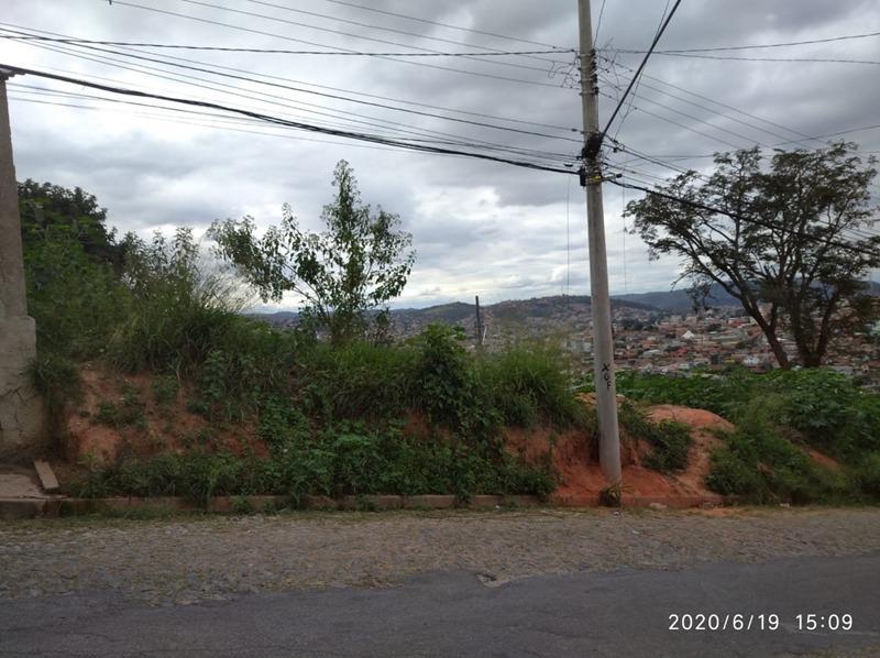 Lote, Savassi, 0 Quarto, 0 Vaga