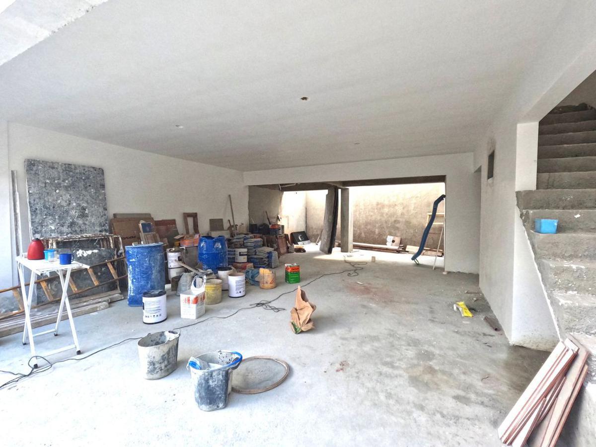 Casa, Cabral, 3 Quartos, 2 Vagas, 1 Suíte