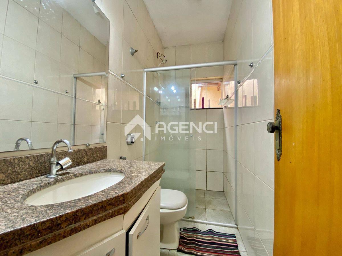 Casa, Arvoredo, 2 Quartos, 0 Vaga, 0 Suíte