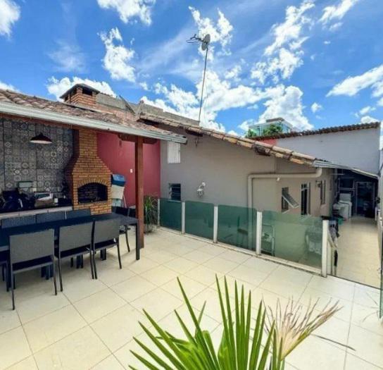 Casa, Sinimbu, 3 Quartos, 2 Vagas, 1 Suíte