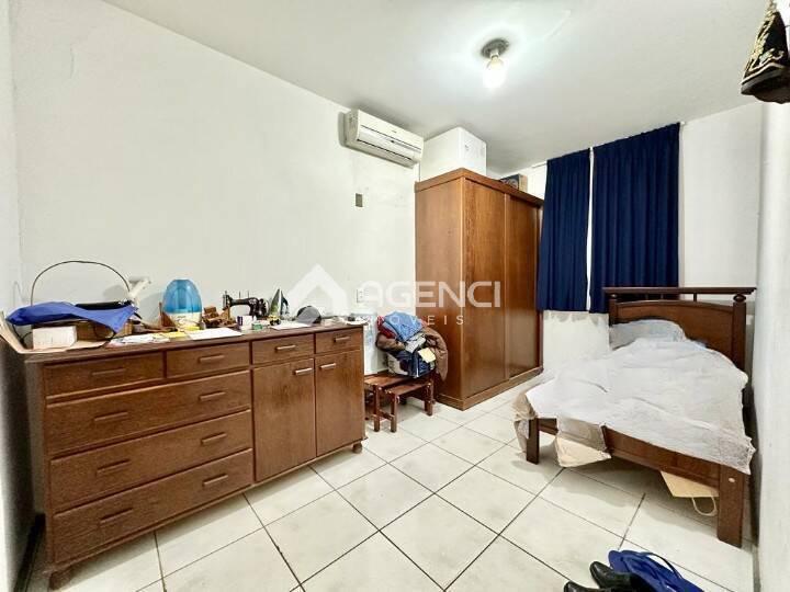 Casa, Camargos, 2 Quartos, 0 Vaga, 1 Suíte