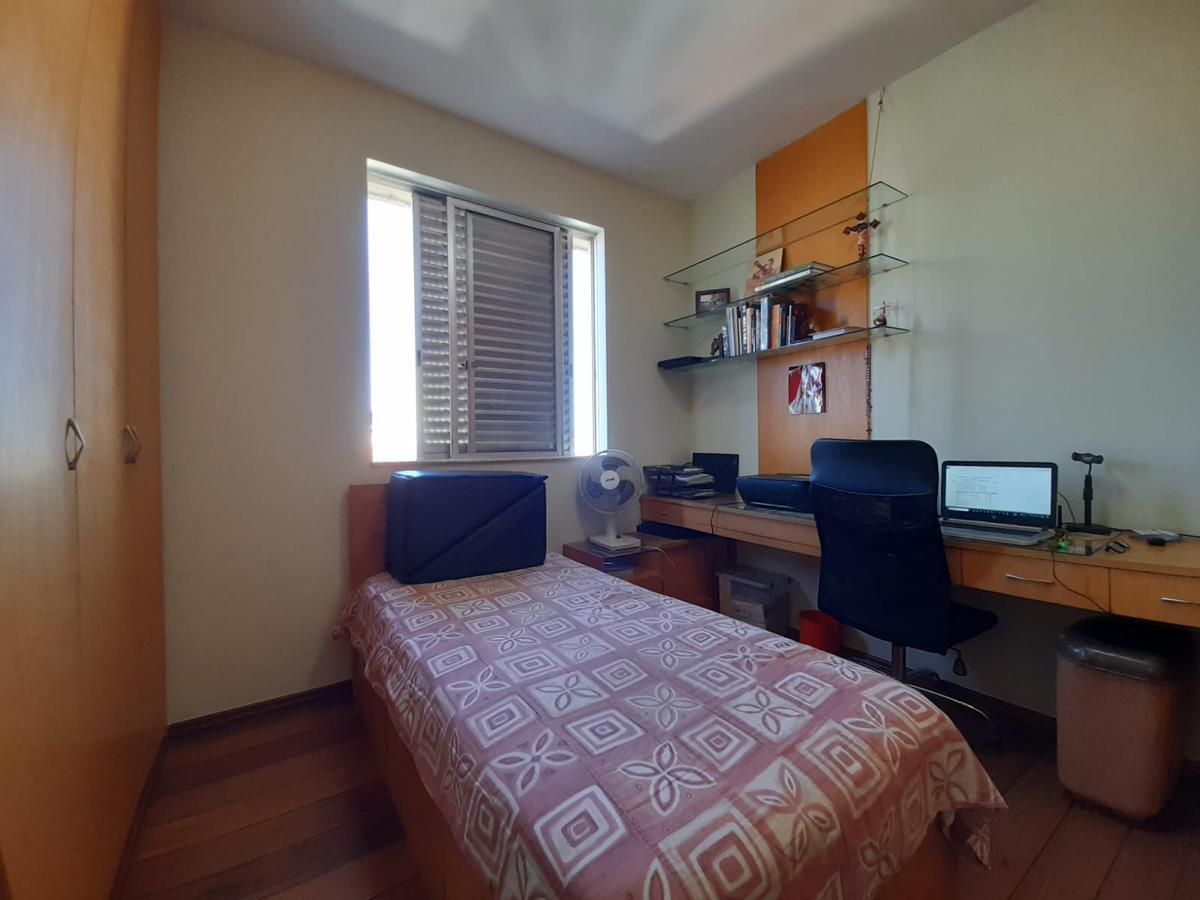 Cobertura, Calafate, 4 Quartos, 2 Vagas, 1 Suíte