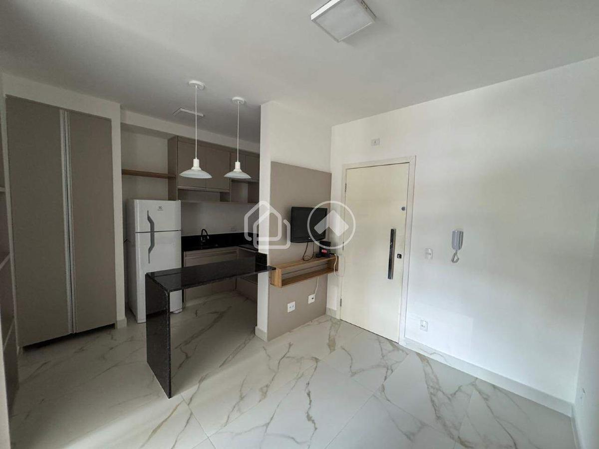 Apartamento, Estoril, 1 Quarto, 1 Vaga, 1 Suíte